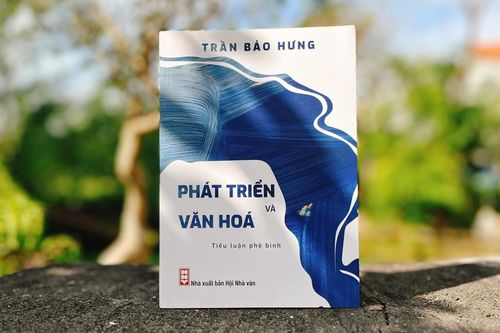 'Phát triển và văn hóa' dưới góc nhìn báo chí