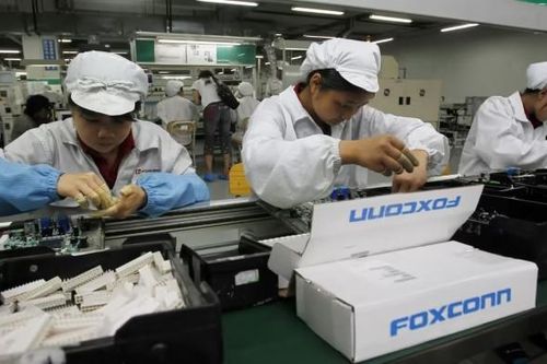 Foxconn công bố doanh thu kỷ lục nhờ AI