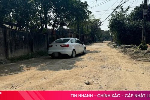 Đường xuống cấp trầm trọng, người dân ven sông Cày bất an