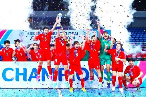 Đội tuyển futsal nữ Việt Nam lọt Top 10 thế giới