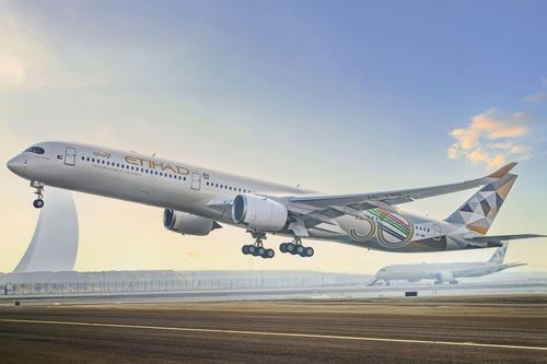 Chuyến bay của Etihad Airways hủy cất cánh từ Melbourne do nổ lốp