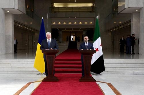 Mối quan hệ mới giữa Ukraine và chính phủ lâm thời Syria