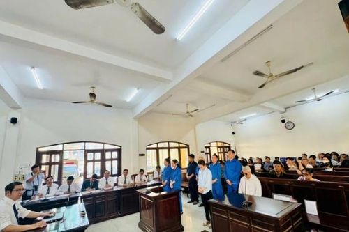 Cựu kế toán trường Đại học Đồng Nai lãnh 18 năm tù