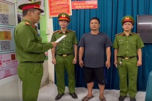 Đối tượng đập kính xe ô tô ở TPHCM từng có nhiều tiền án