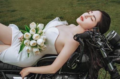Vẻ đẹp quyến rũ của vợ Duy Hưng