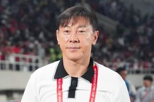 HLV Shin Tae Yong bị sa thải sau ngày Việt Nam vô địch
