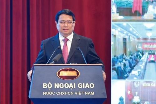 Ngoại giao phải phục vụ đắc lực cho tăng trưởng kinh tế
