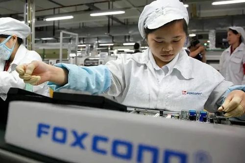 Foxconn đạt doanh thu kỷ lục nhờ AI