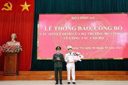 Công bố quyết định bổ nhiệm Giám đốc Công an tỉnh Quảng Trị