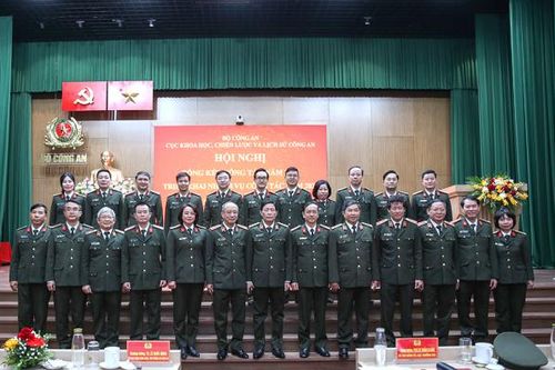 Tiếp tục thúc đẩy các giải pháp ứng dụng khoa học và công nghệ phục vụ công tác Công an