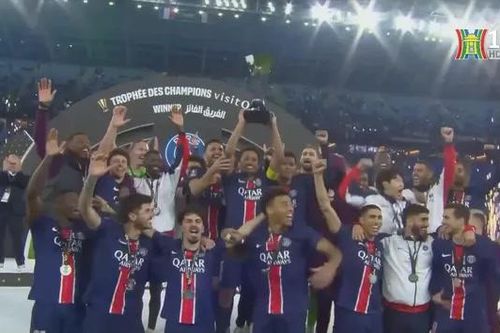 PSG chiến thắng Siêu cúp Pháp với bàn thắng phút bù giờ