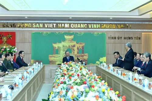 Tổng Bí thư Tô Lâm thăm, chúc Tết Đảng bộ, chính quyền và nhân dân tỉnh Hưng Yên