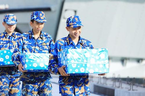 Đón Tết sớm trên biển Tây Nam