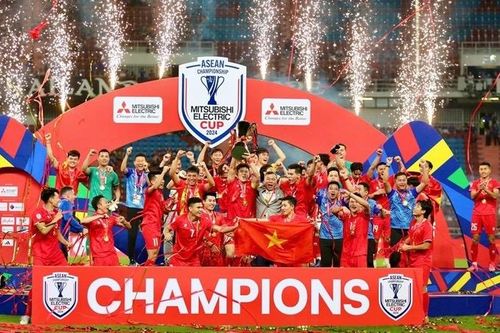 Nhận 'mưa tiền thưởng' khoảng 33 tỷ đồng, đội tuyển Việt Nam có phải đóng thuế?