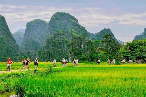 Việt Nam đón hơn 1,7 triệu lượt khách quốc tế tháng cuối năm