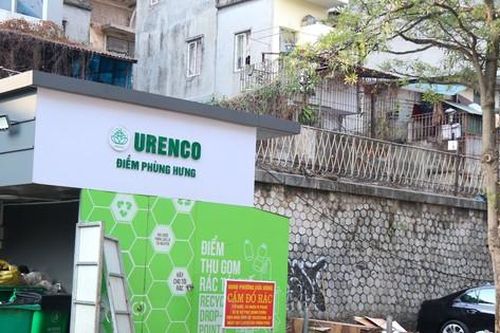 Ngổn ngang rác tại các khu phân loại sau 6 tháng triển khai thí điểm