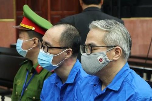 Hai cựu Cục trưởng Đăng kiểm nhận hối lộ xin giảm án