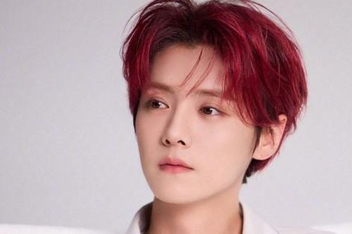 Chuyện gì đang xảy ra với Lộc Hàm?