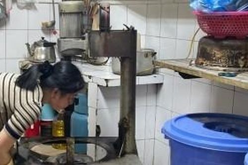 Mắc 4 sai phạm, bánh cốm Nguyên Ninh nổi tiếng bị phạt 40 triệu đồng