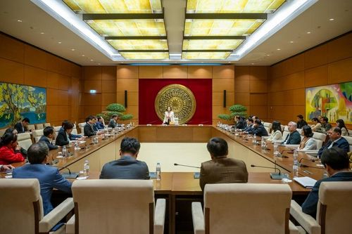 Công bố 2 Nghị quyết về kết thúc hoạt động của Viện Nghiên cứu lập pháp và Truyền hình Quốc hội Việt Nam
