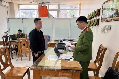 Bắt giữ đối tượng đe dọa giết người và chém người gây thương tích