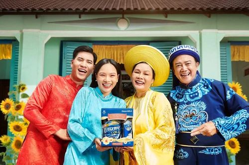 Chăm sóc sức khỏe cha mẹ, thắp sáng hy vọng thêm nhiều Tết đoàn viên