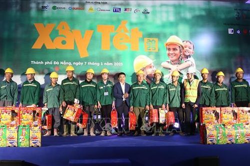 Chăm lo thiết thực cho công nhân; tạo cơ hội việc làm cho người khuyết tật