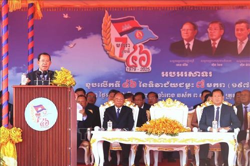 Ánh sáng soi đường cho công cuộc xây dựng và phát triển trên quê hương Chùa Tháp