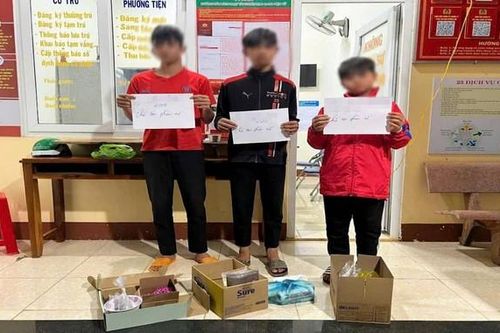 Công an kịp thời ngăn chặn 31 học sinh mua hóa chất về chế tạo pháo nổ