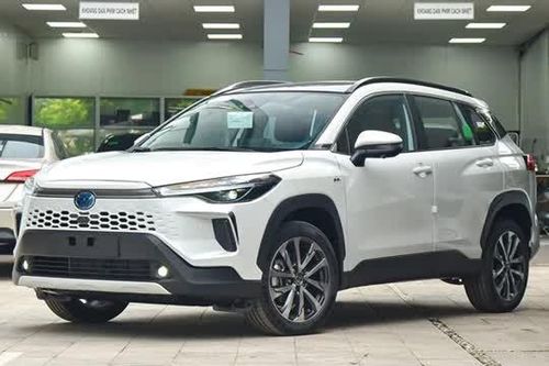 Bảng giá xe Toyota tháng 1/2025: Ưu đãi lớn trước Tết Nguyên đán