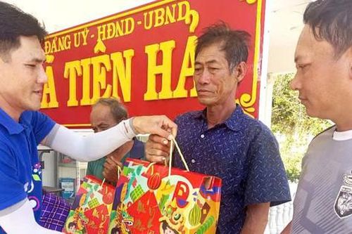 Kiên Giang: 150 tấn hàng Tết phục vụ bà con ở các xã đảo