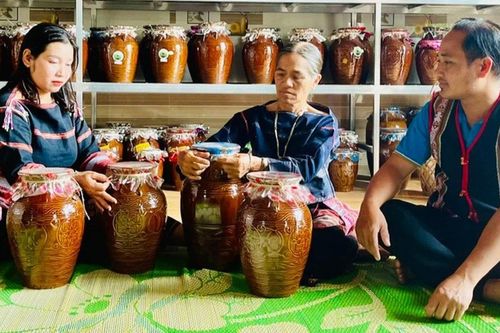Lưu giữ 'men say' của đại ngàn