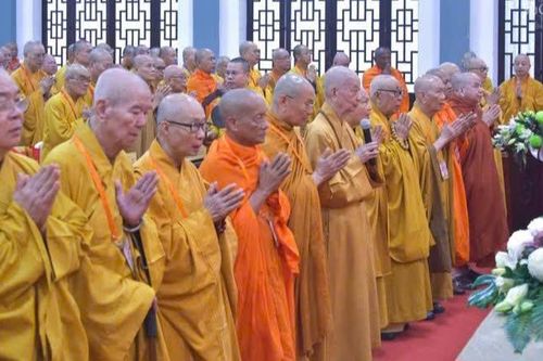 Suy tôn Phó Pháp chủ Hội đồng Chứng minh, suy cử Phó Chủ tịch Hội đồng Trị sự GHPGVN