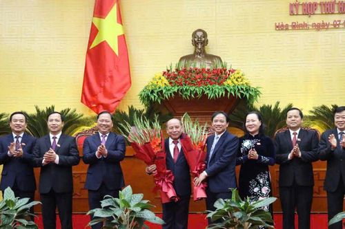 Hòa Bình: Đồng chí Bùi Đức Hinh được bầu giữ chức Chủ tịch UBND tỉnh khóa XVII, nhiệm kỳ 2021 - 2026