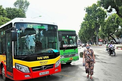 Hà Nội sẽ dừng tuyến xe buýt số 43 chạy dầu