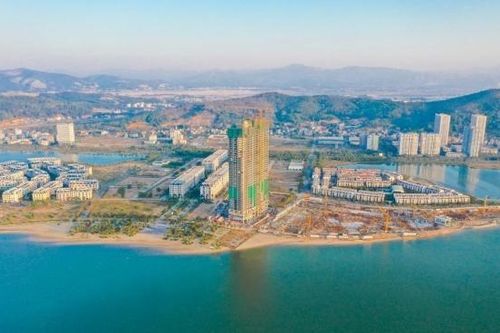 Vợ Chủ tịch Taseco Land gom thêm 1,27 triệu cổ phiếu TAL