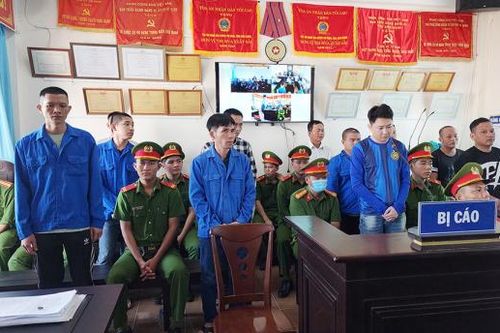 Xét xử cựu cán bộ Sở NN&PTNT nhận hối lộ và nhóm bảo kê ở Kiên Giang