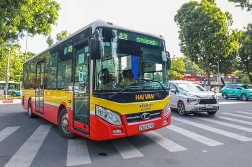 Hà Nội tạm dừng hoạt động tuyến buýt số 43