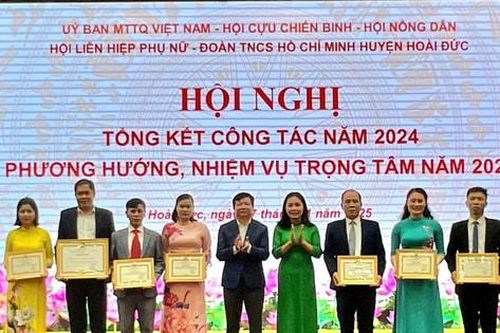 Hoài Đức: Nhiều tập thể, cá nhân được khen thưởng