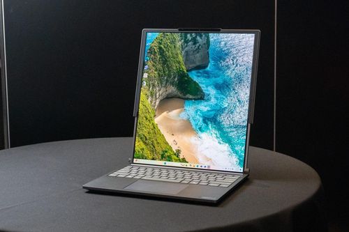 Laptop cuộn ở CES 2025