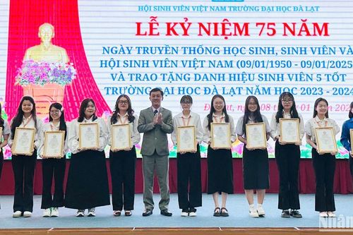 Thế hệ trẻ Lâm Đồng với khát vọng bước vào kỷ nguyên mới của đất nước