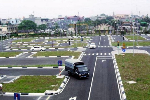 Đề xuất số lượng sân tập lái: Cần đánh giá kỹ lưỡng