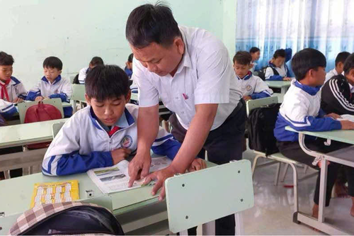 Tấm lòng của thầy Tùng dành cho học sinh