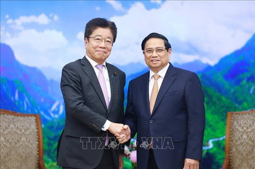 Thủ tướng Phạm Minh Chính tiếp Bộ trưởng Tài chính Nhật Bản Kato Katsunobu
