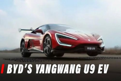 Yangwang U9 hơn 5,5 tỷ gây sốt khi 'tự bay' qua vật cản