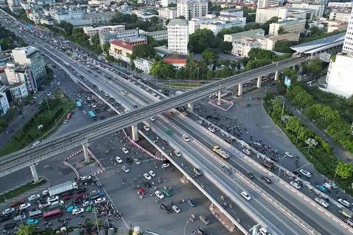 Hà Nội đề xuất xây 5 cầu vượt nhẹ để 'giải cứu' điểm nóng ùn tắc