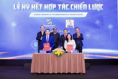Việt Nam SuperPort cùng các đối tác chiến lược hợp tác phát triển hạ tầng logistics đường sắt