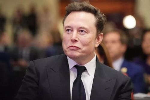 Liverpool từ chối trước tin đồn gạ mua của tỷ phú Elon Musk