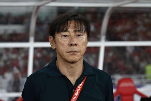 Indonesia phải đền bù bao nhiêu khi sa thải HLV Shin Tae-yong?
