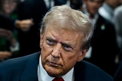 Ông Trump muốn các thành viên NATO tăng mạnh chi tiêu quốc phòng